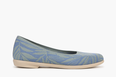 Multicolor LifeStride flat shoes