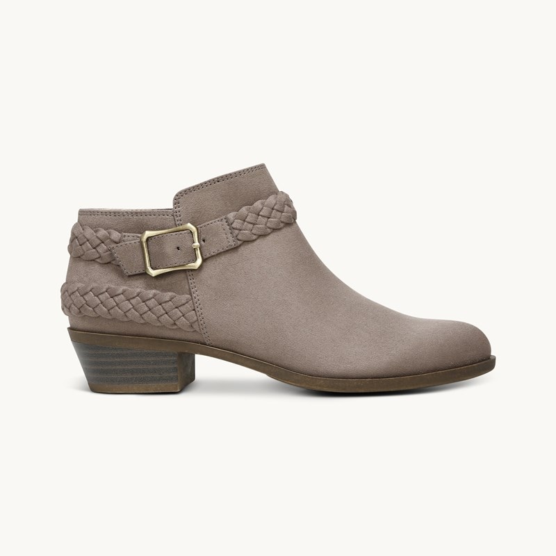 Life stride velocity sales boots