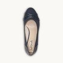 Pascal Pump in Lux Navy | LifeStride