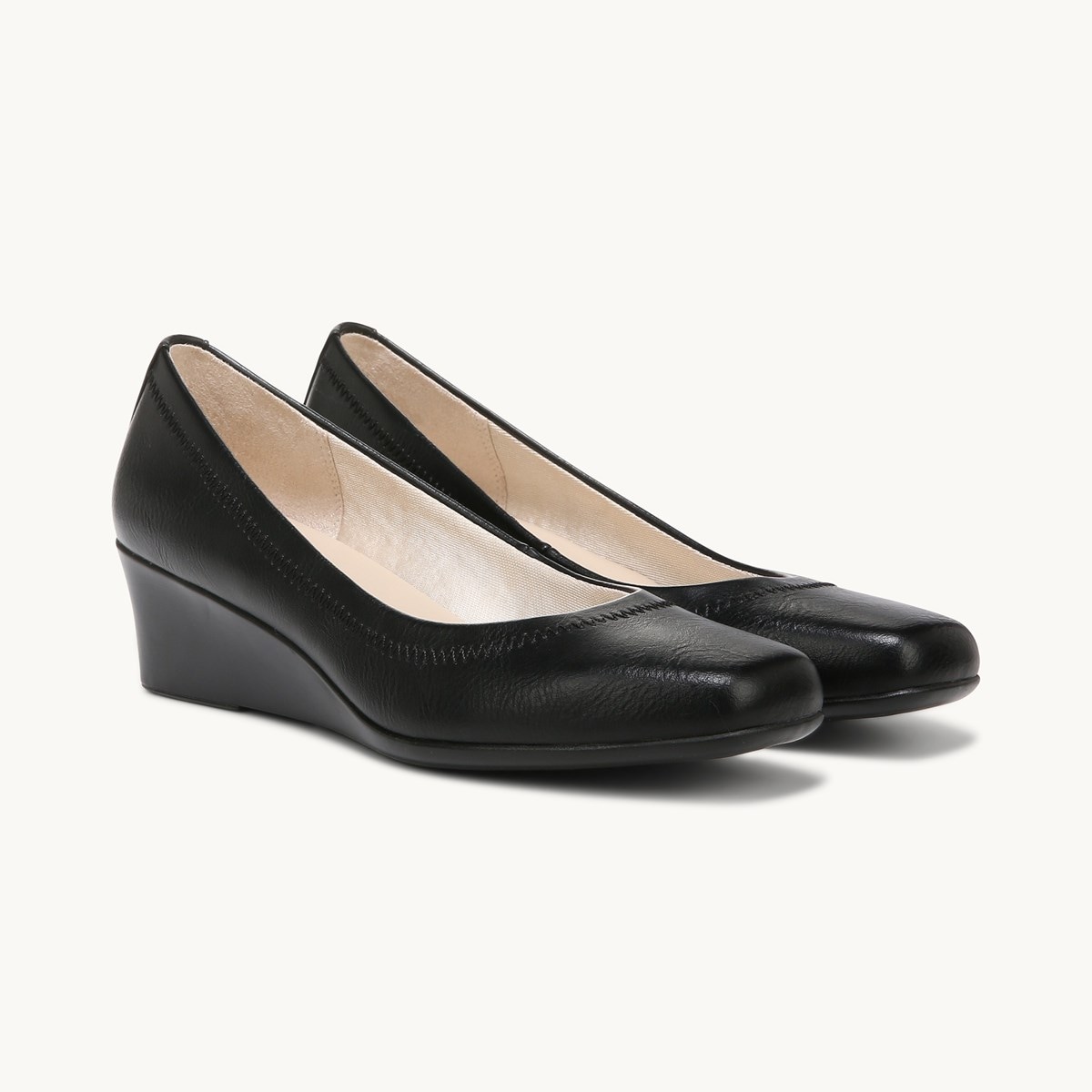 blowfish black slip on