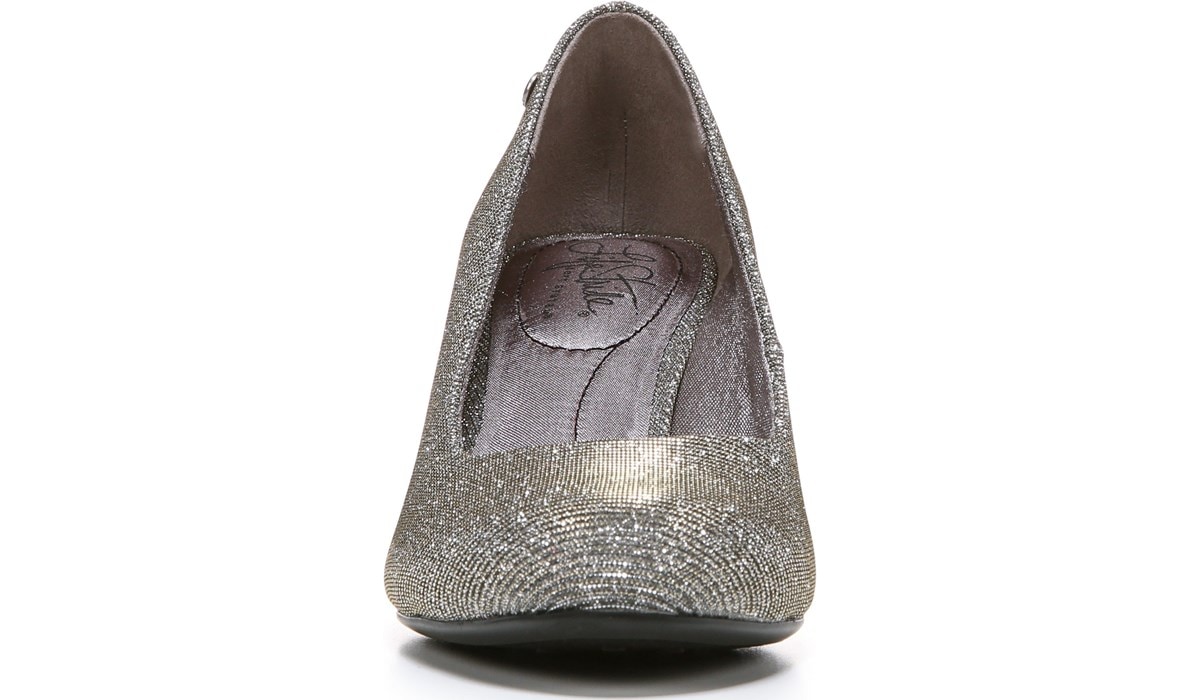 lifestride silver pumps