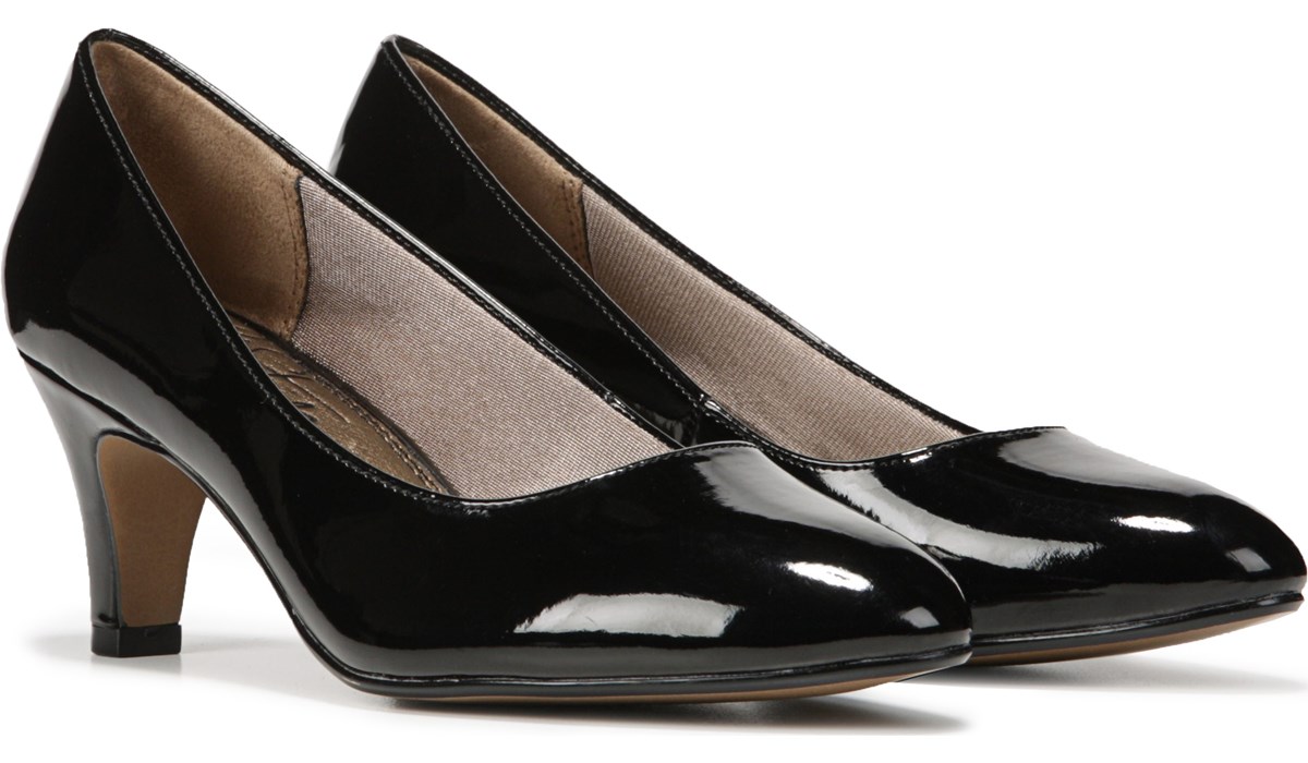 LifeStride Sable Pump in Black Patent 