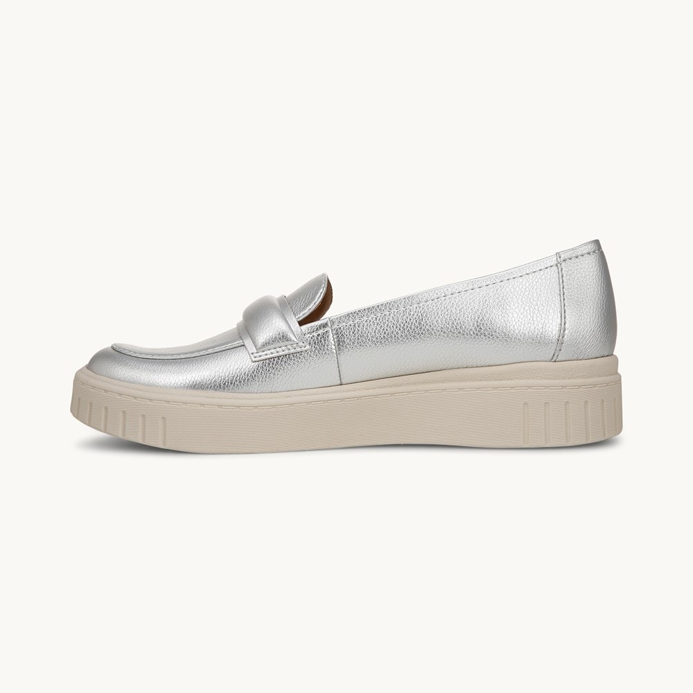 (取寄) ライフストライド レディース ジン LifeStride women Zing Silver llic LifeStride Geneva Loafer | Womens Flats