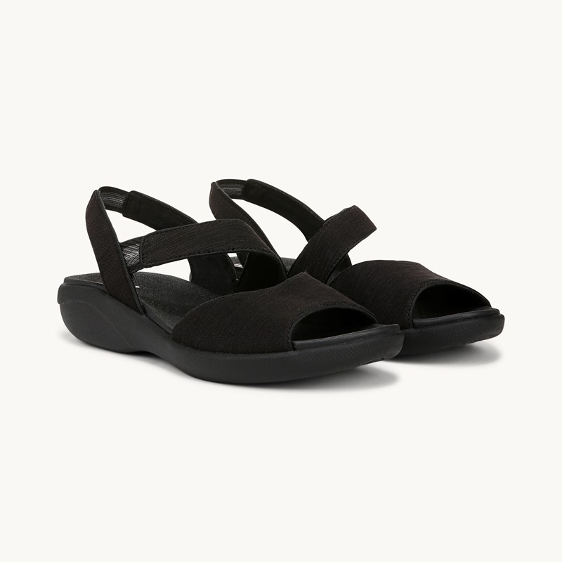 Bzees For LifeStride Shoes Cheerful Strappy Sandal (Black Waxy Fabric) 8.0 M