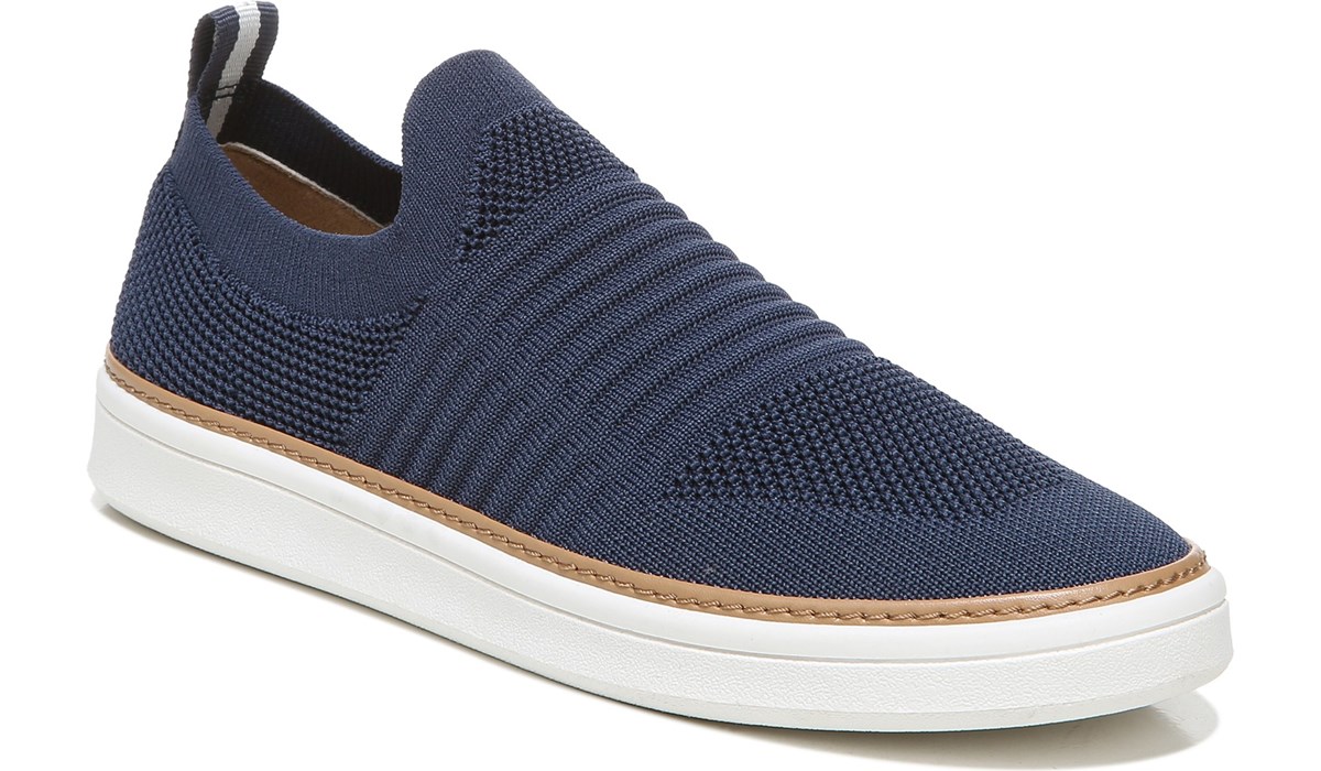 bass navigate slip on