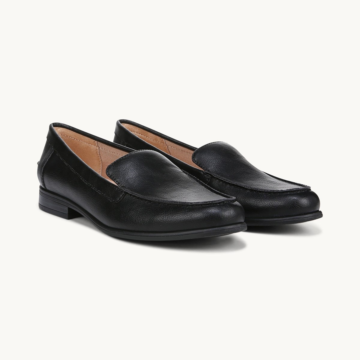 LifeStride Margot Loafer in Black 