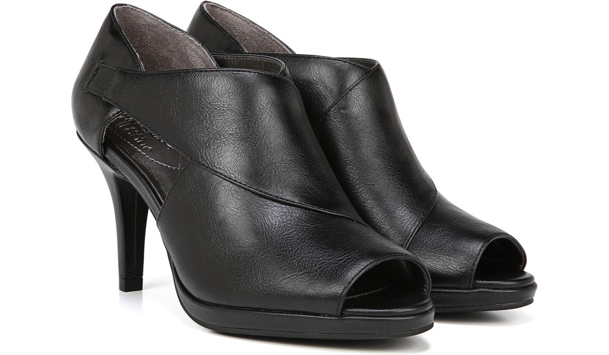 lifestride peep toe booties