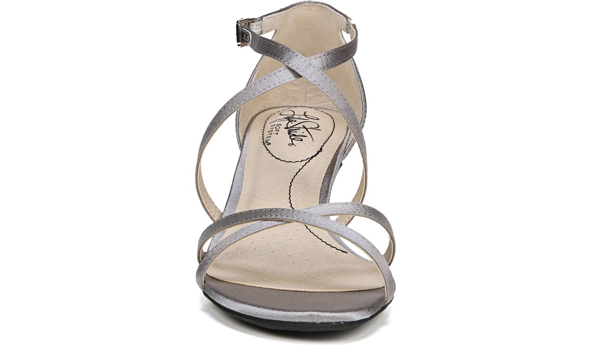 lifestride flaunt dress sandal