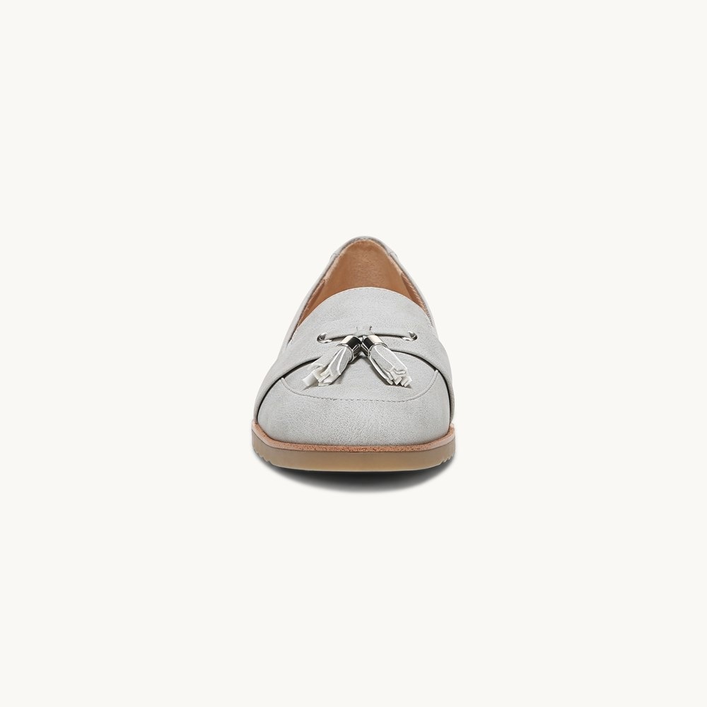 Zee Tassel Loafer