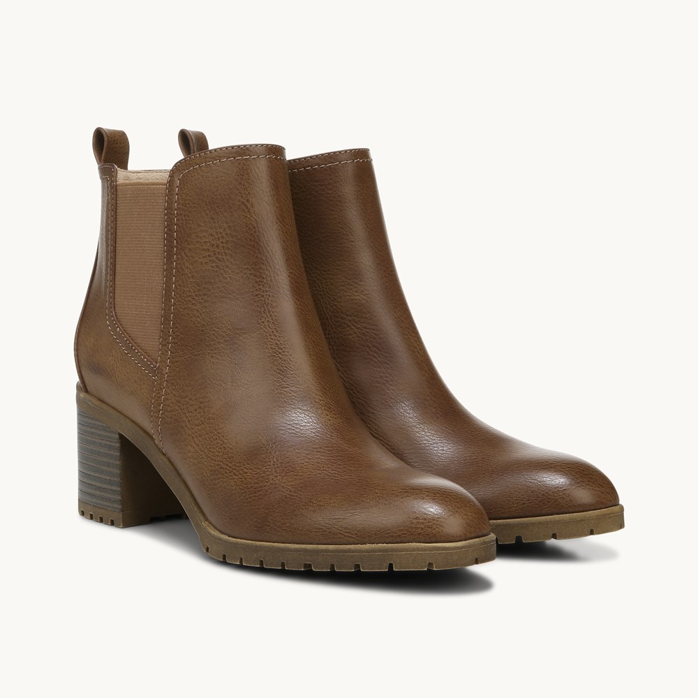 Clarks verona hotsell peach bootie