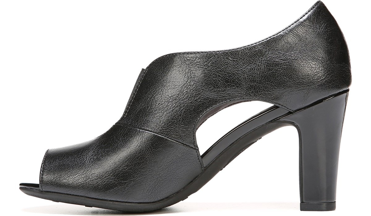 lifestride peep toe booties