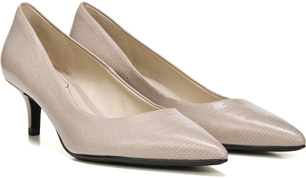 lifestride taupe pumps