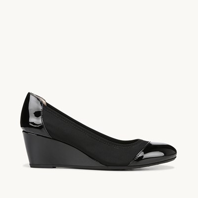 Lifestride black pumps clearance