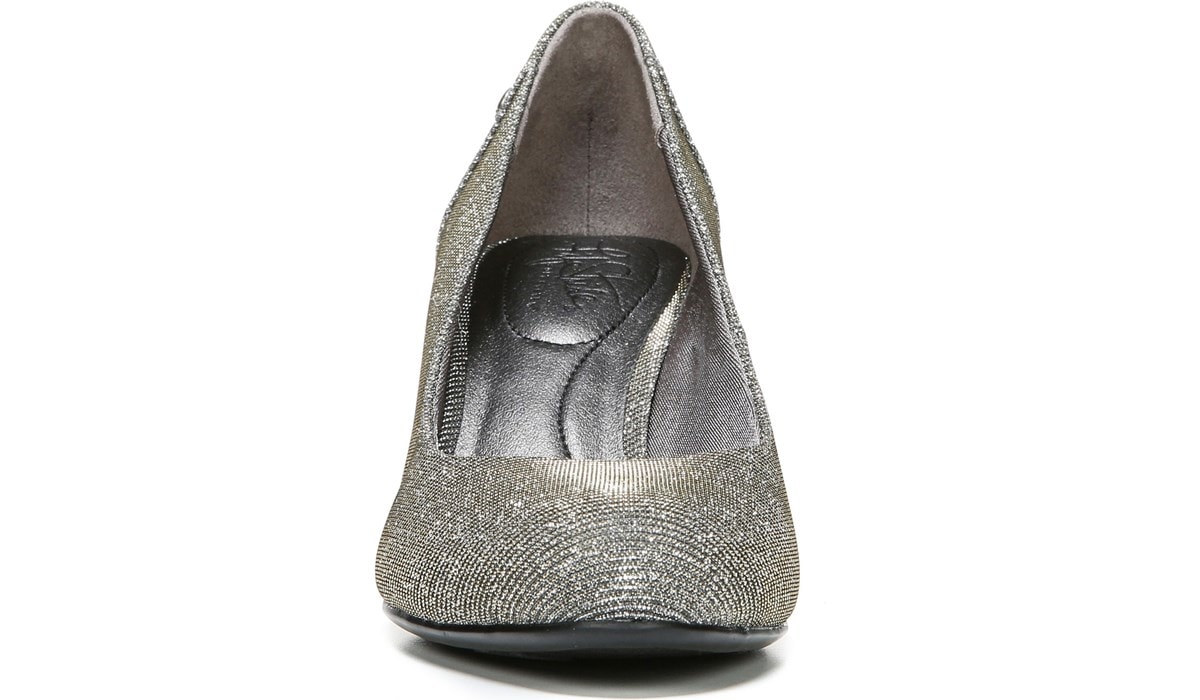 lifestride silver shoes