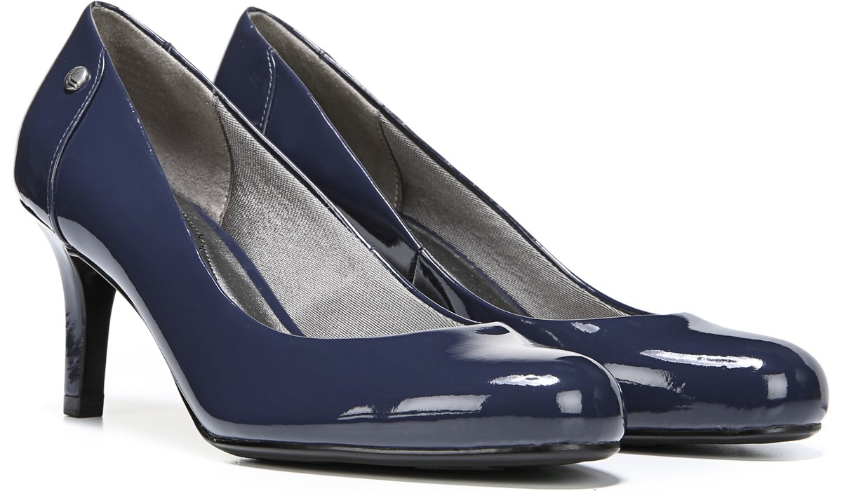 LifeStride Lively Pump in Luxe Navy 