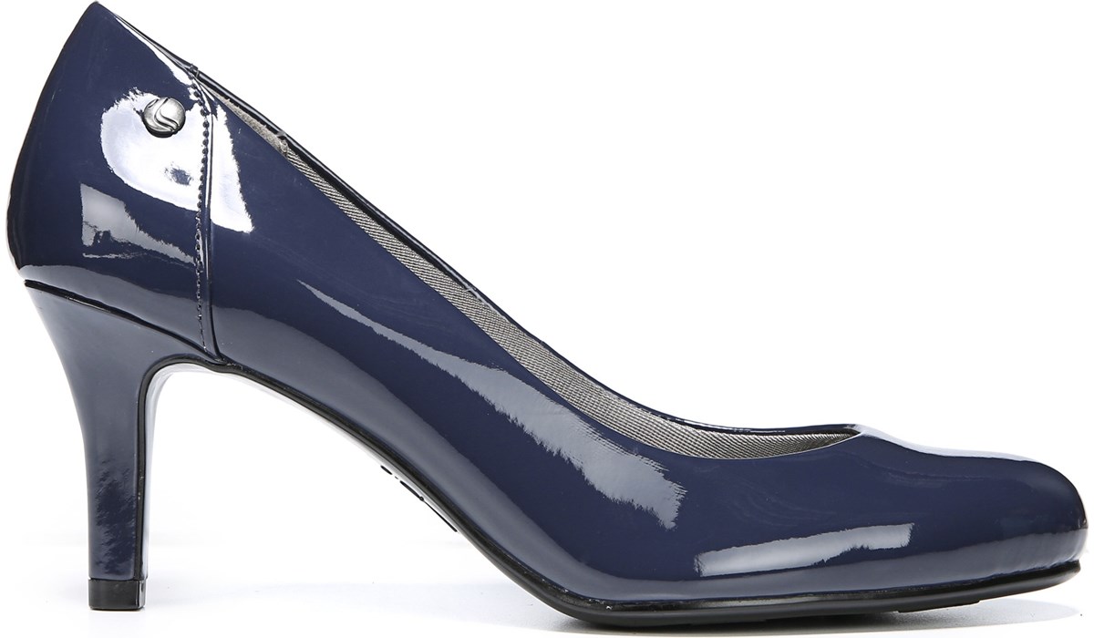 life stride navy pumps