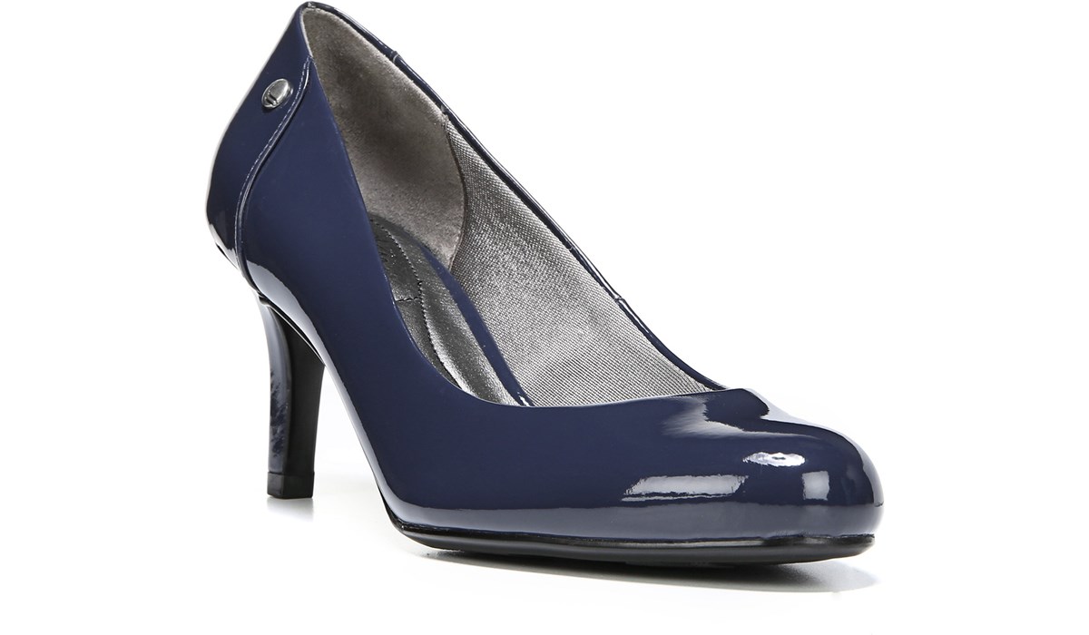 life stride navy pumps