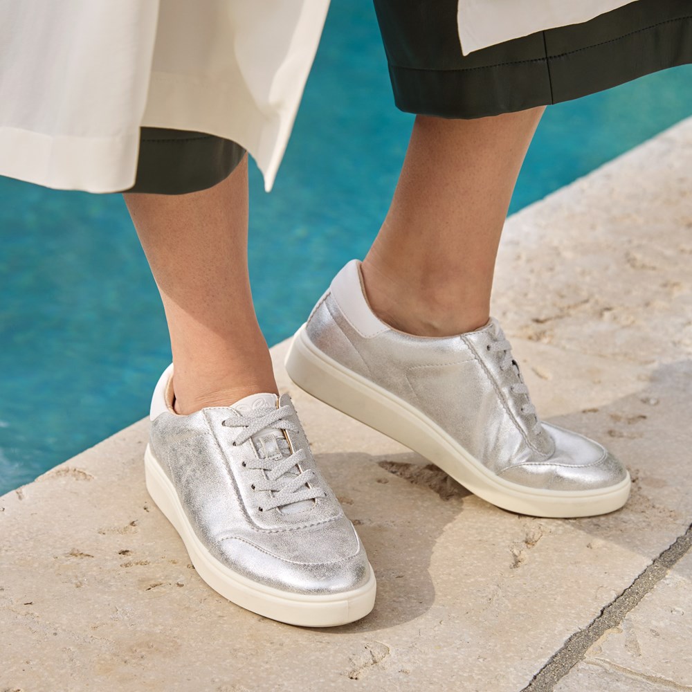 LifeStride Happy Hour Sneaker Womens Sneakers