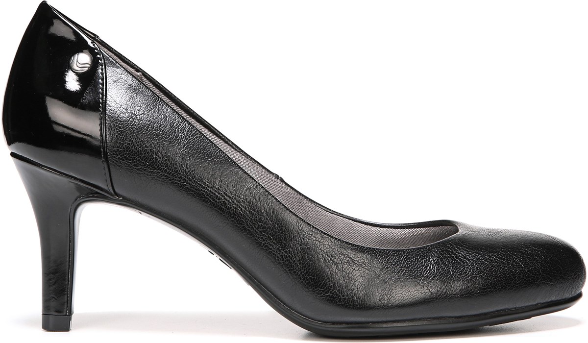 lifestride patent leather pumps