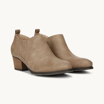 LifeStride Blake Zip Ankle Bootie Womens Boots