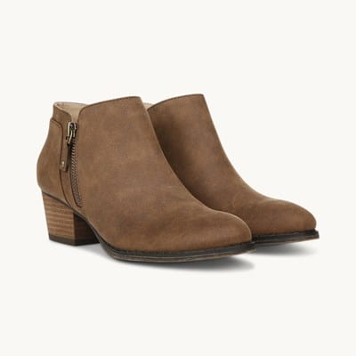 Life Stride Womens Blaire Block Heel Ankle Bootie Black 7...