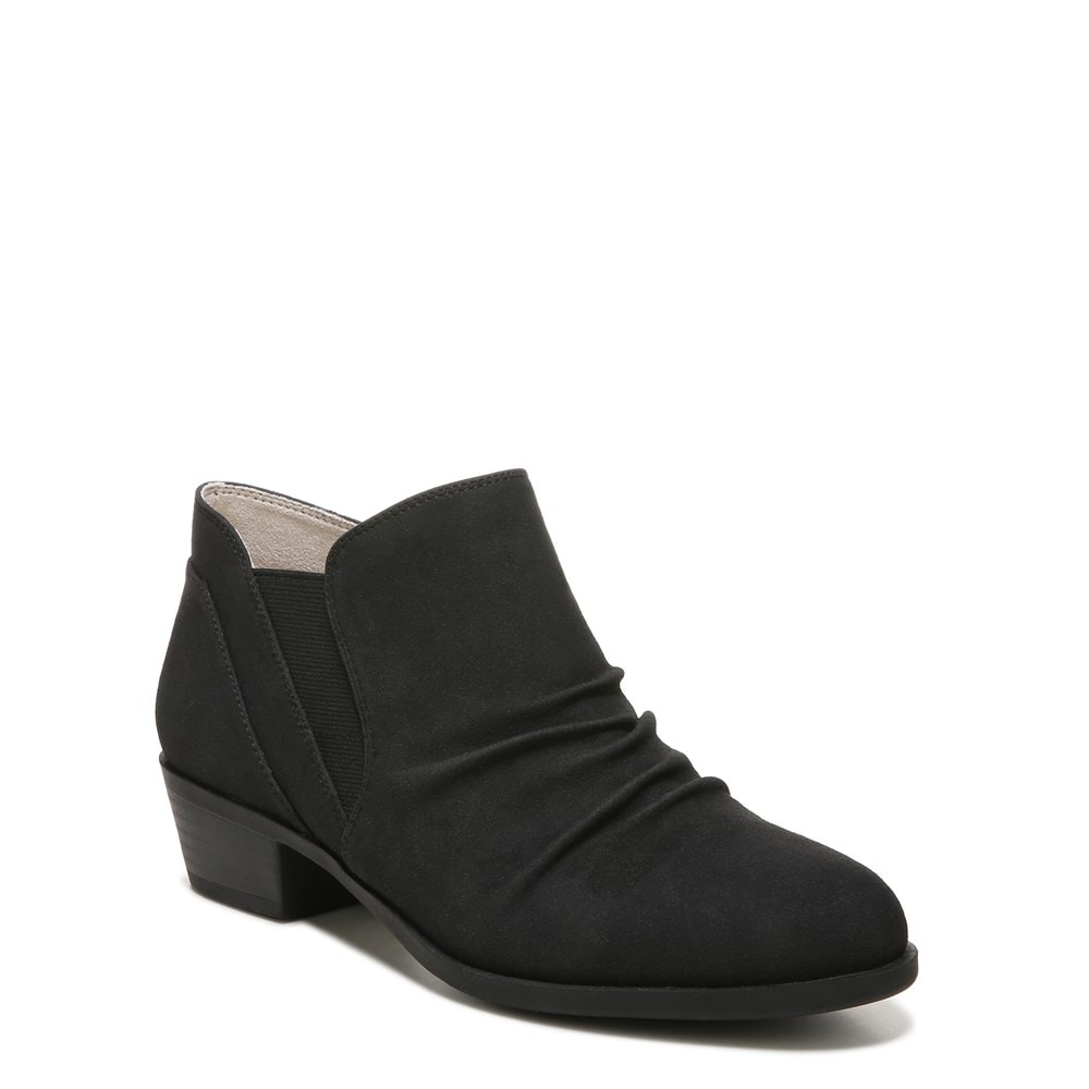 Me too zoey bootie taupe deals