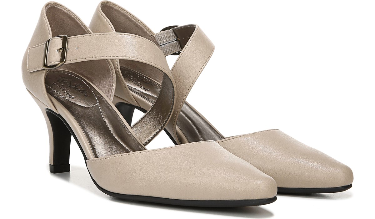 lifestride taupe pumps