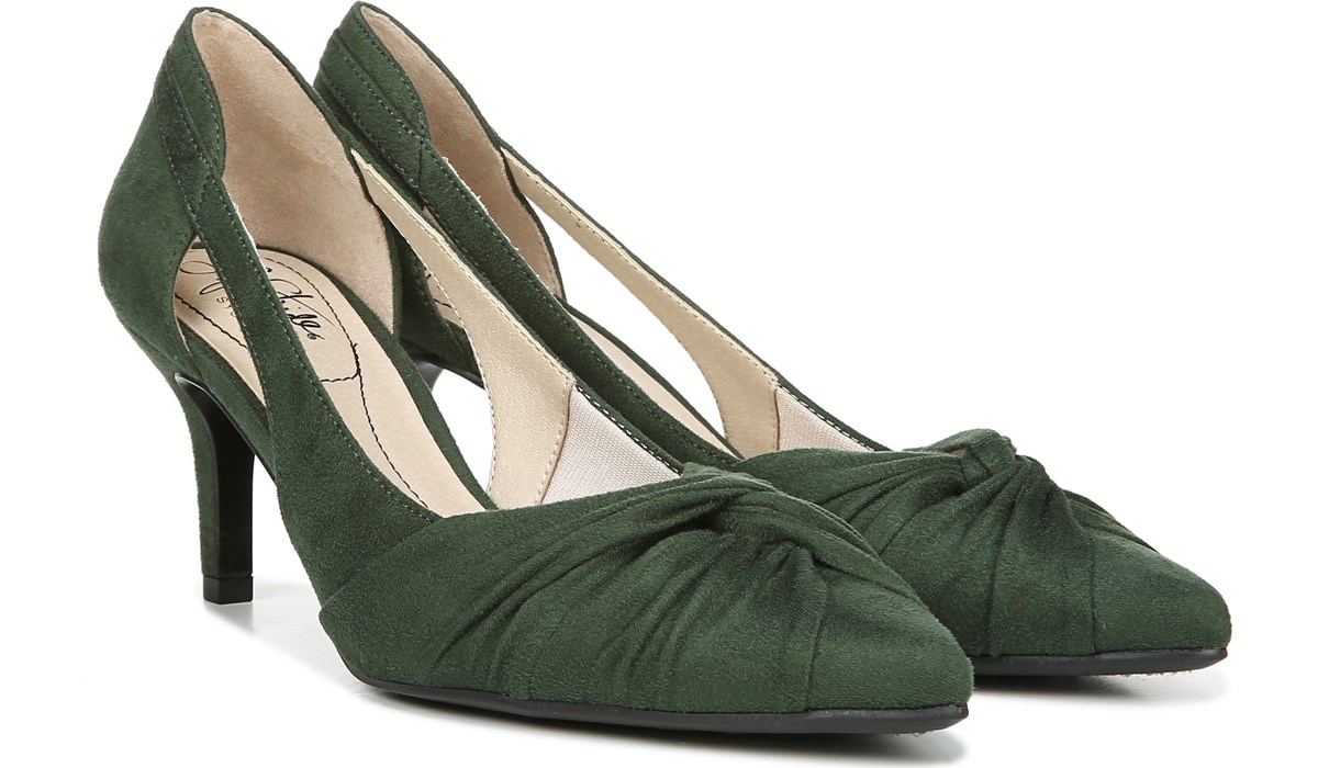 navy blue lifestride shoes