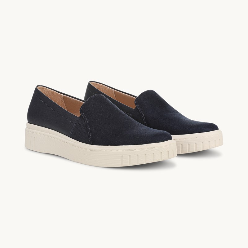 LifeStride Grandeur Slip On Shoes (Lux Navy Microsuede) Fabric 6.0 M