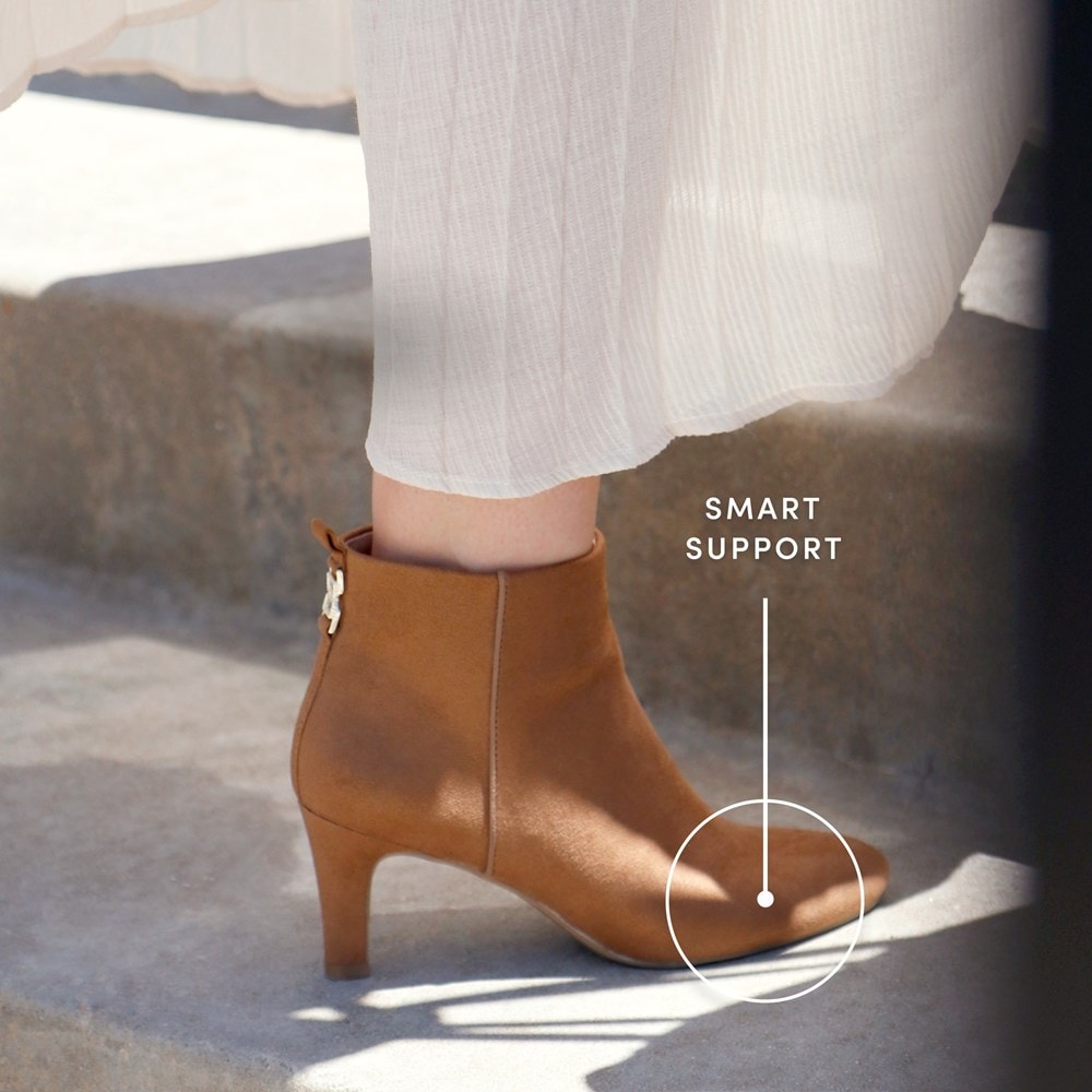 LifeStride Glow Ankle Boot | Womens Boots