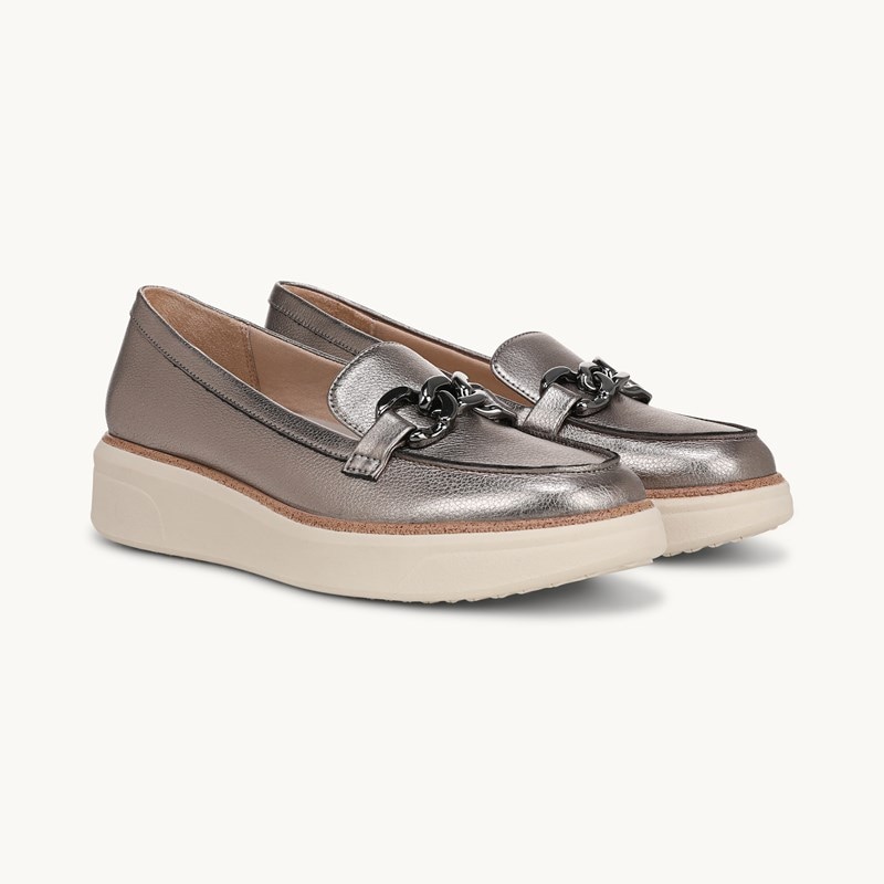 LifeStride Chelsea Bit Loafer Shoes (Pewter Grey Faux Leather) 5.5 M