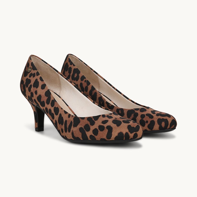 LifeStride Parigi Pump Shoes (Brown Leopard Fabric) 10.0 M