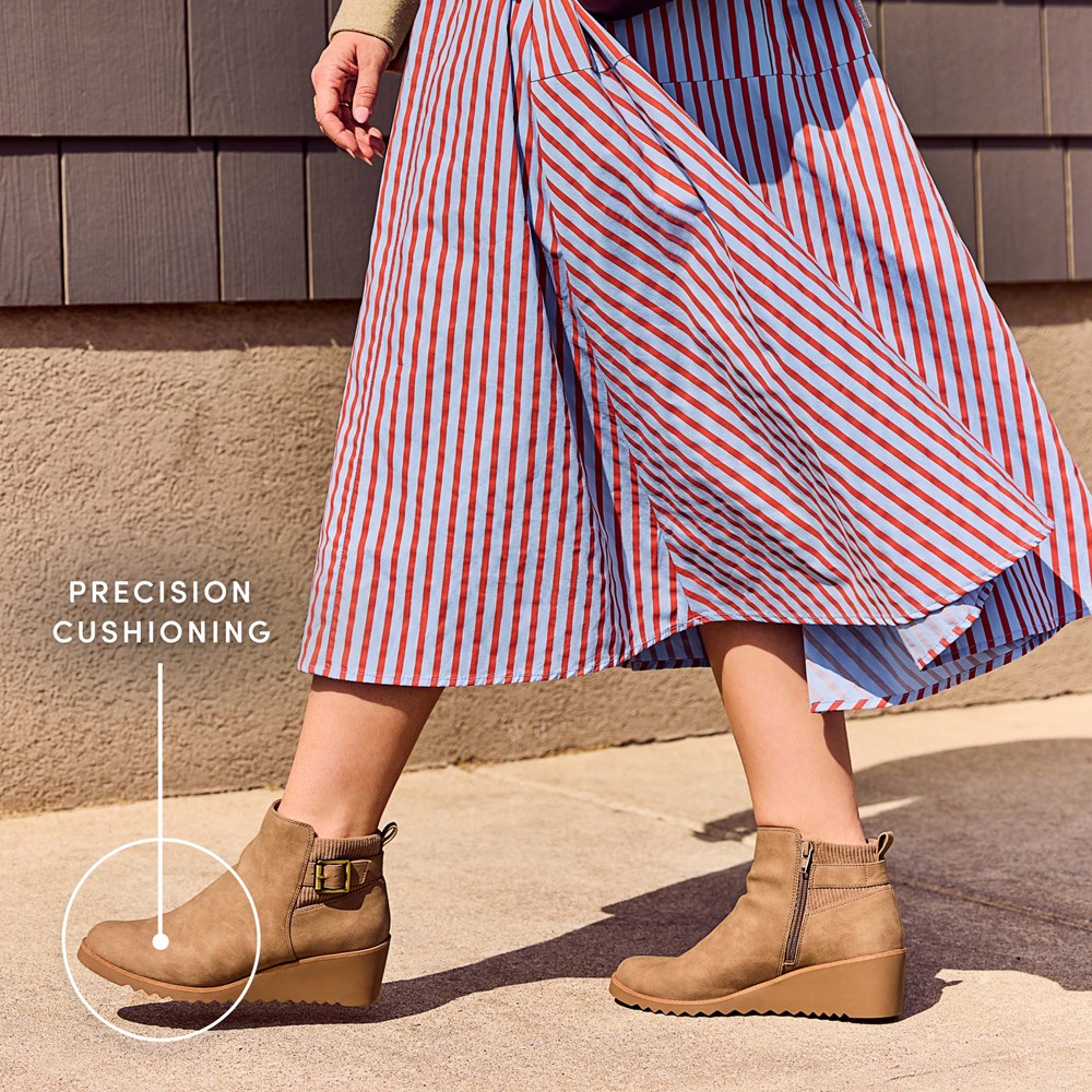 LifeStride Zayne Ankle Bootie | Womens Boots