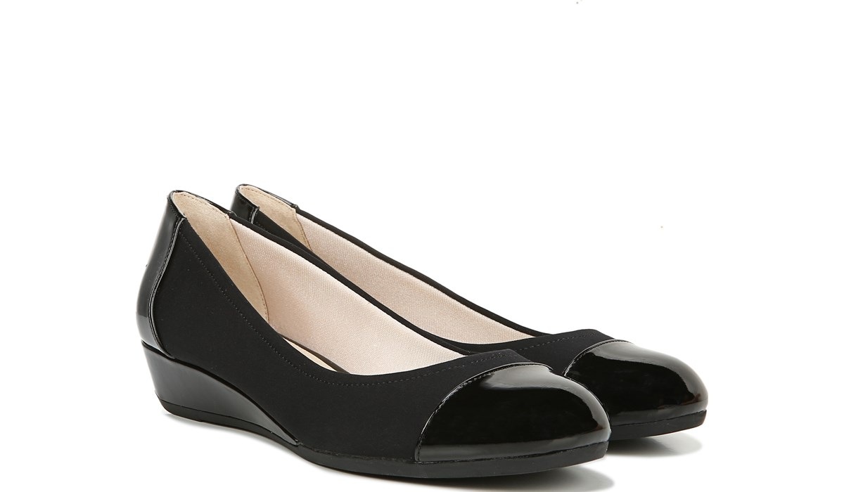 lifestride black wedges
