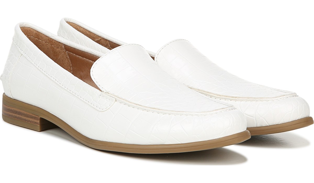 LifeStride Margot Loafer in White Croco 