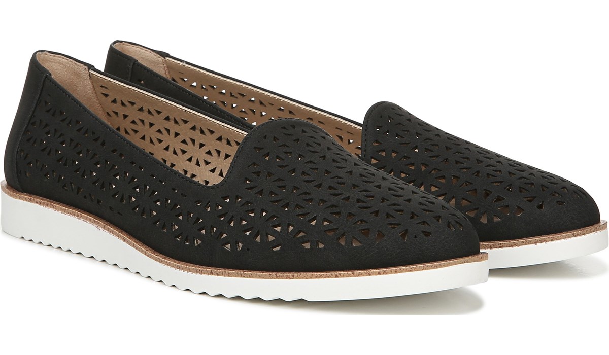 lifestride soft system black flats