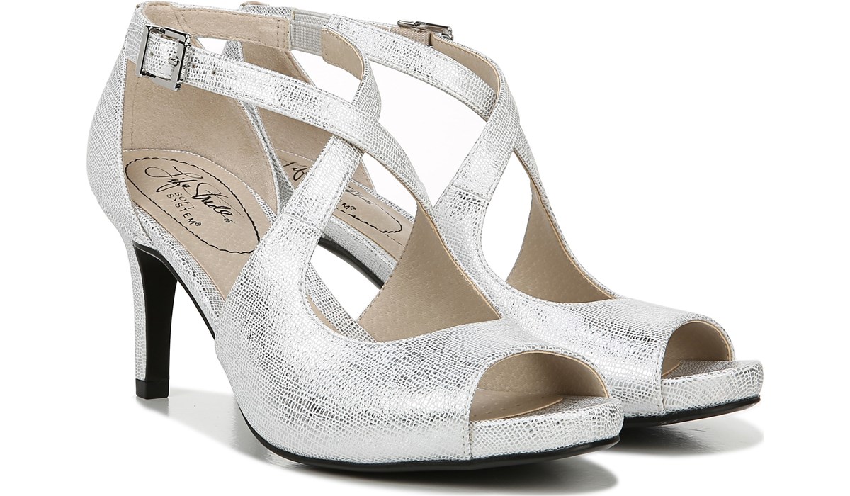 lifestride silver pumps