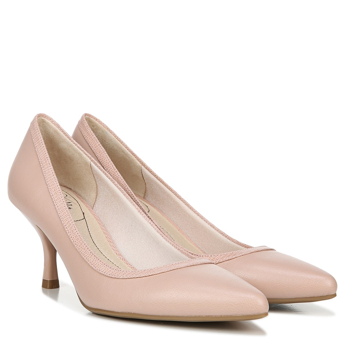 lifestride nude pumps