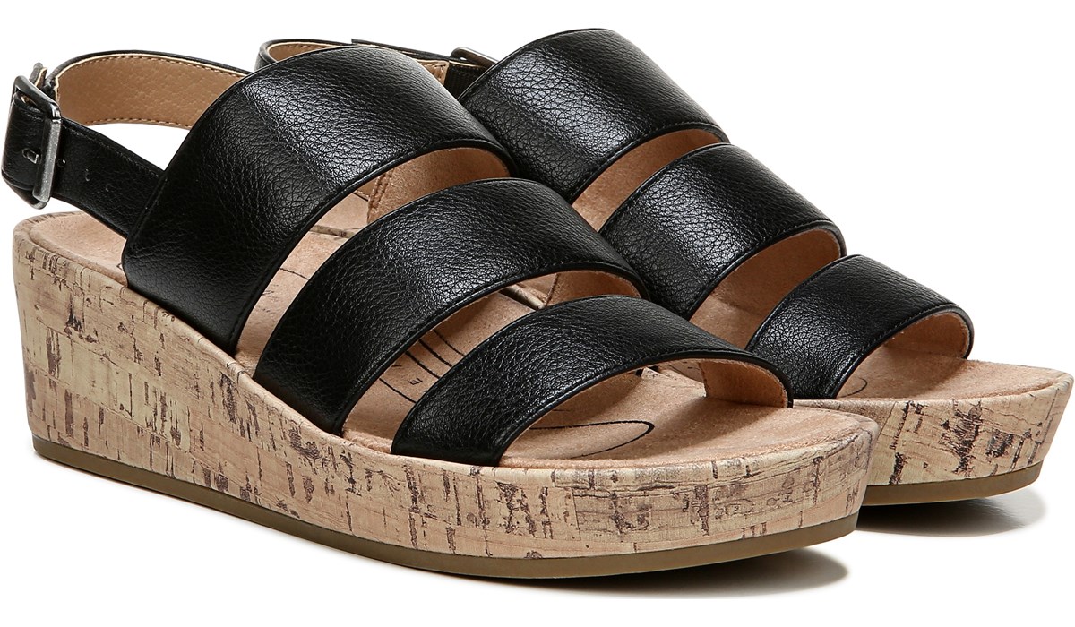 life stride silver sandals