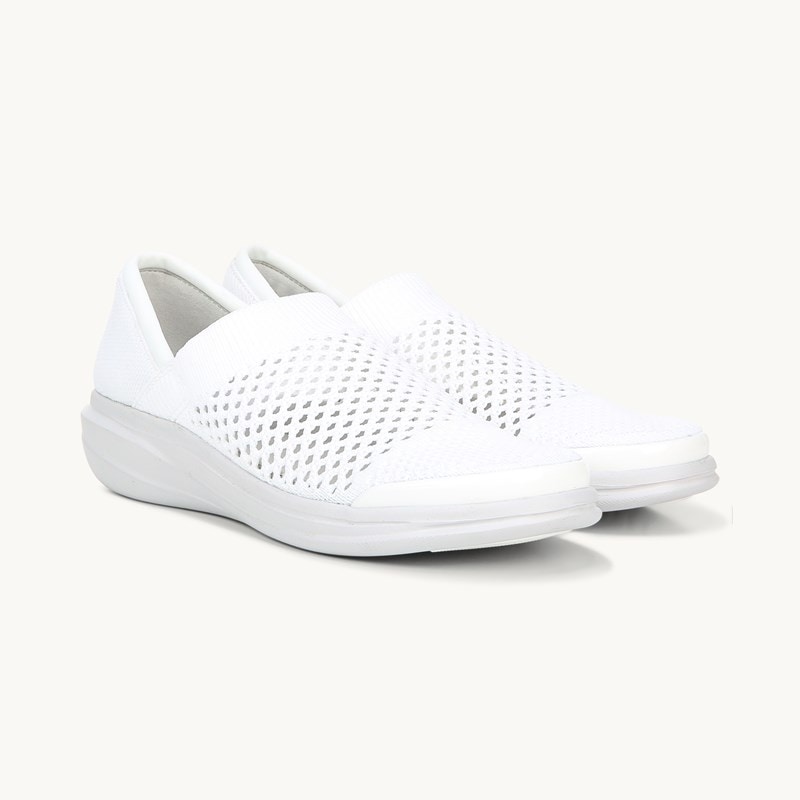 Bzees For LifeStride Charlie Knit Slip On Shoes (White Fabric) 7.0 W