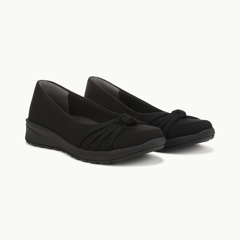 LifeStride Gaines Skimmer Shoes (Black Stretch Fabric) 11.0 M
